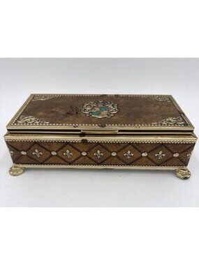 Vtg Ornate Metal Jewelry Box Crest Design Gold & Silver Tones Footed Base
